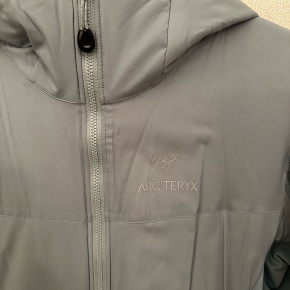 Arc’teryx Atom LT Women’s Large Hoodie - Picture 3 of 7